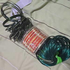 Bangles green and orange size 2.6
